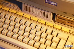 Персональный компьютер Olivetti PC1